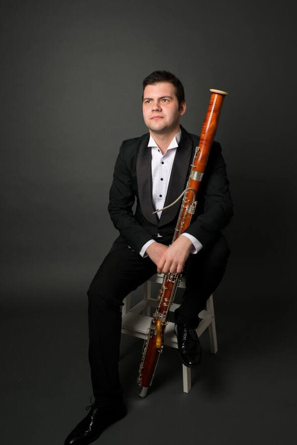 Arseniy Shkaptsov press photo